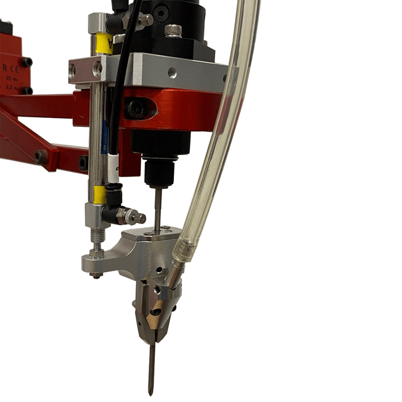 DMM automatic screw feeding system magnetic tool on reaction arm